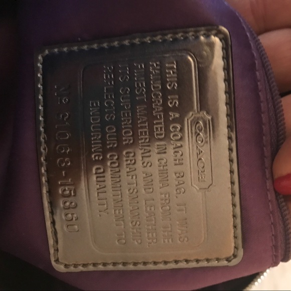 Authentic coach poppy bag! Black/silver! EUC! - Picture 8 of 16